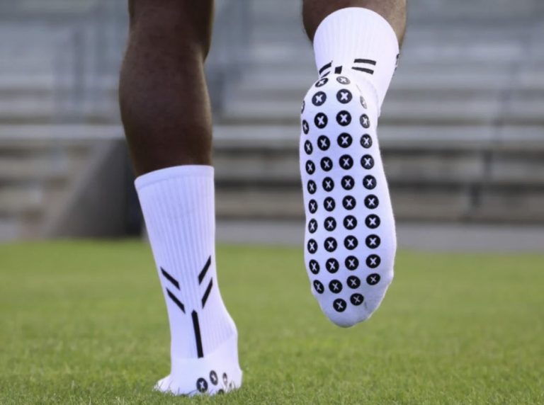 Why do footballers wear grip socks? Soka54